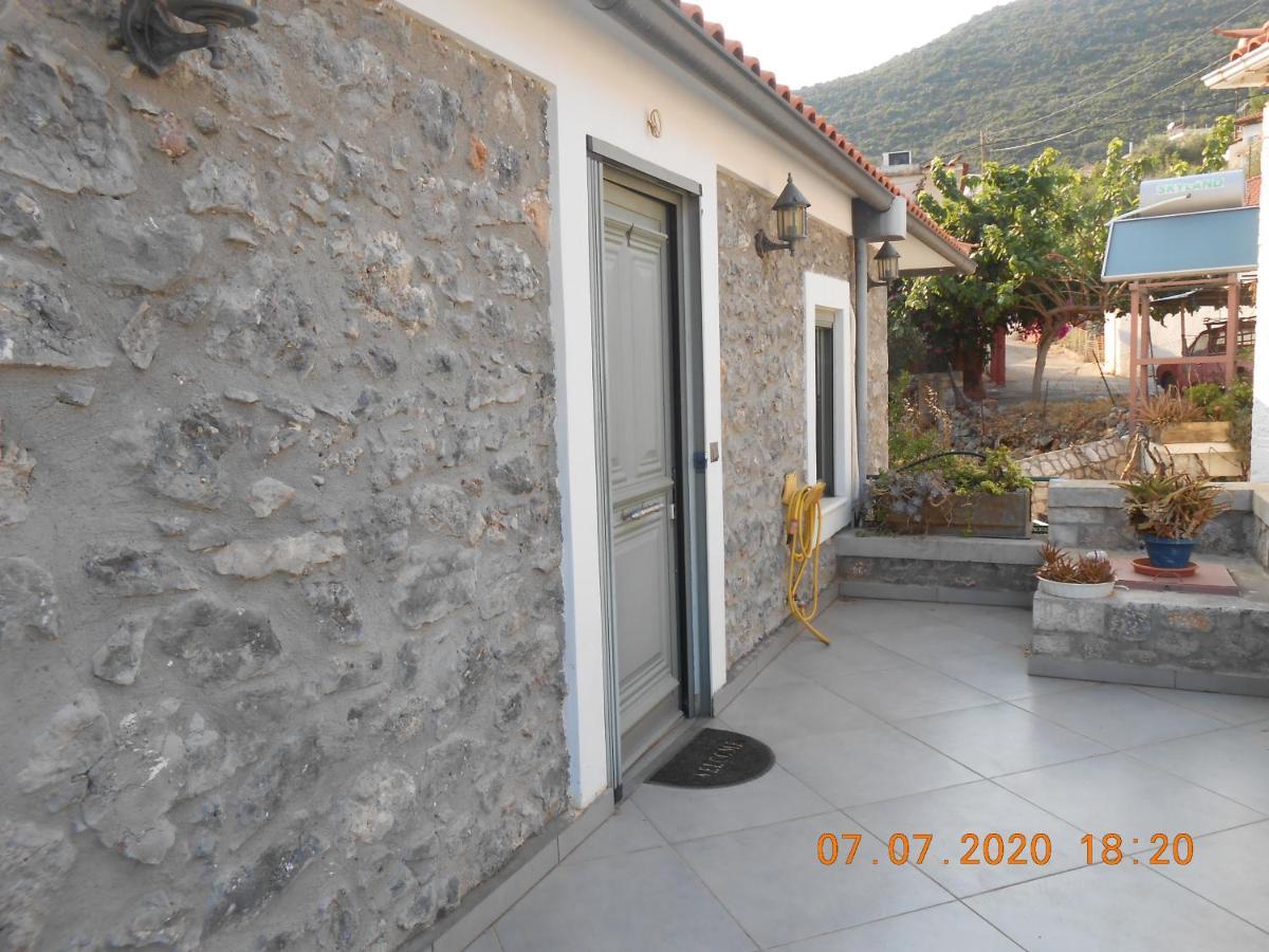 Lakonian Home Ierakas Bagian luar foto